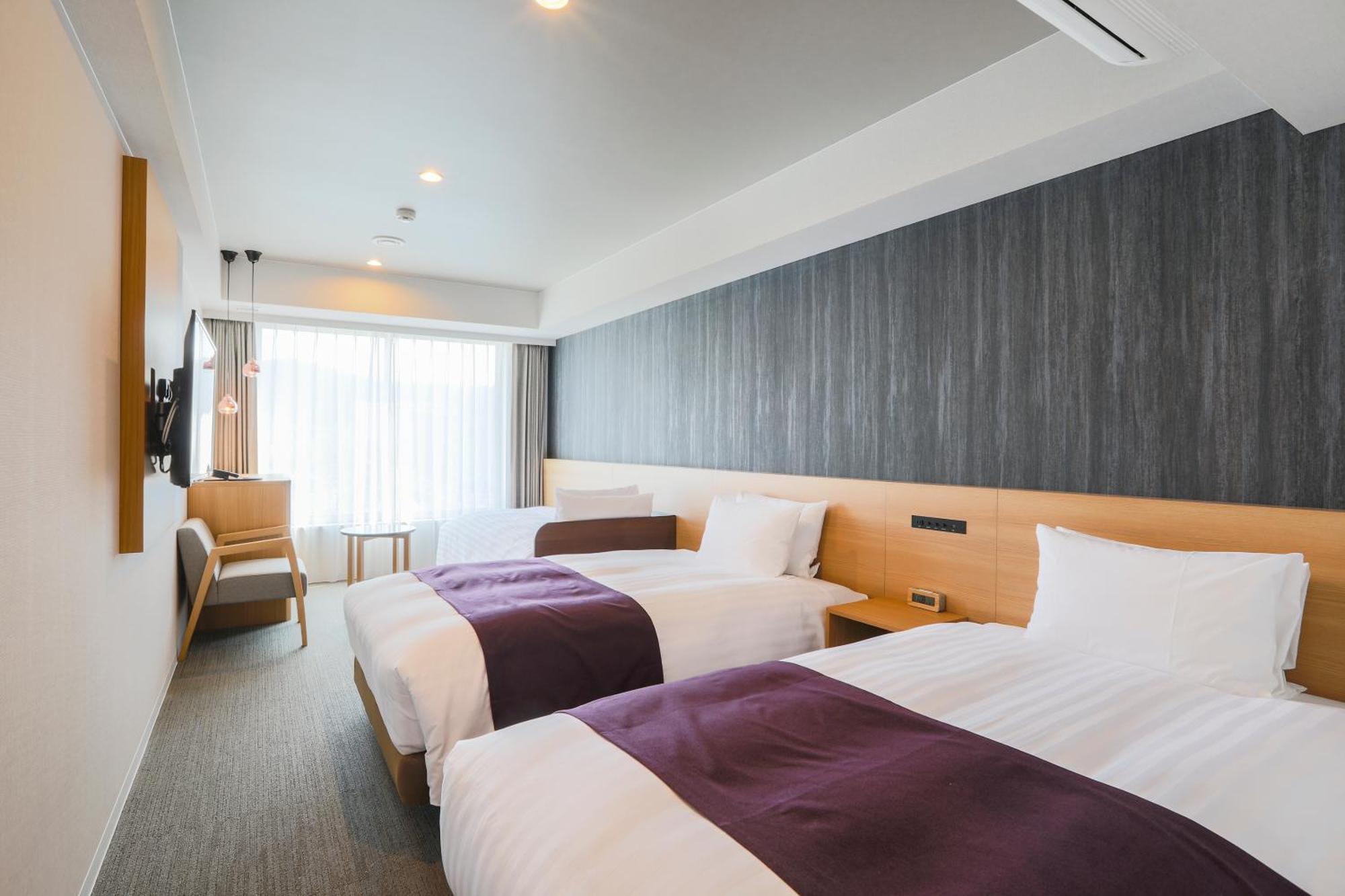 Hotel Wing International Premium Kyoto Sanjo Room photo