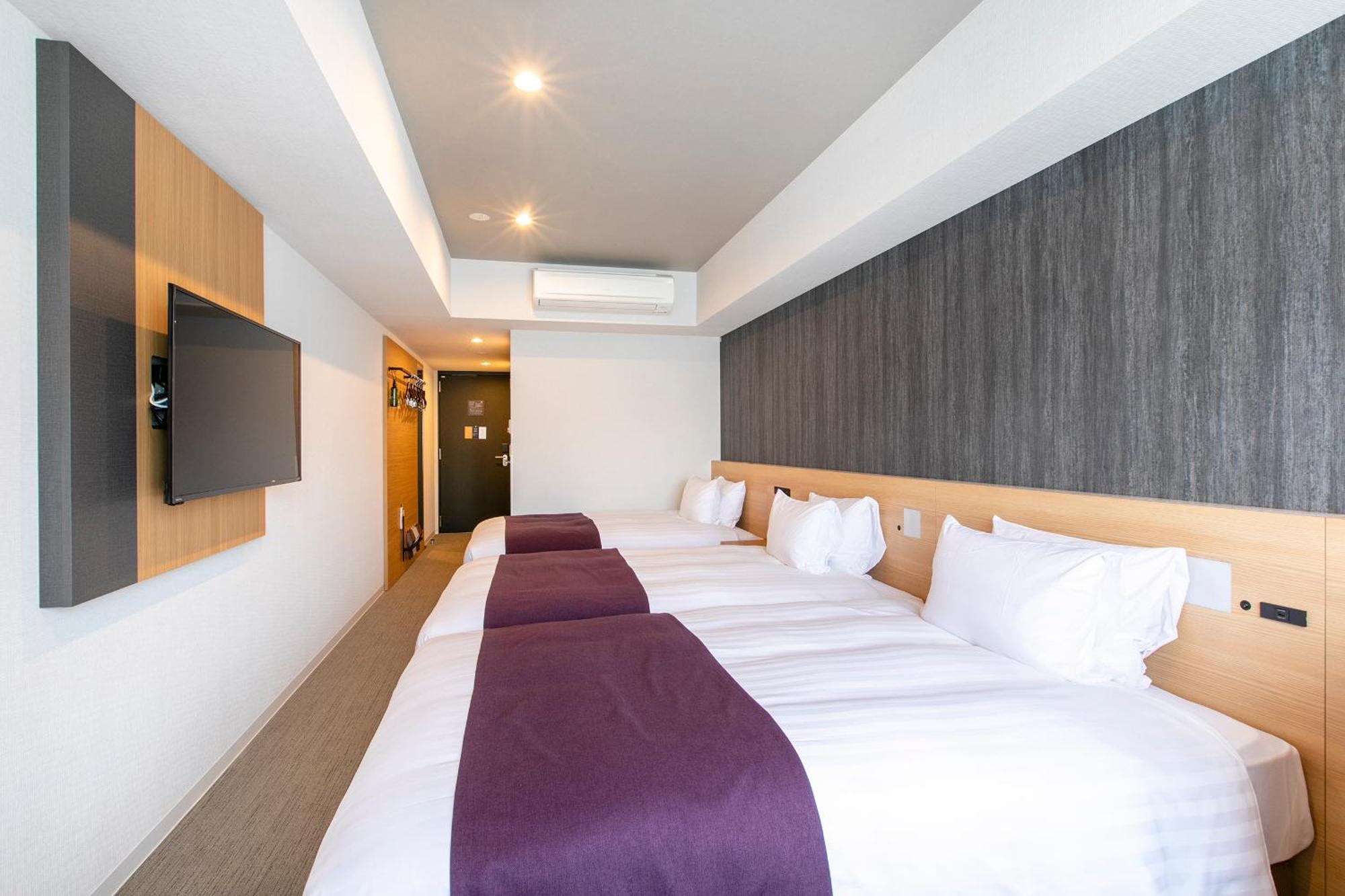 Hotel Wing International Premium Kyoto Sanjo Room photo